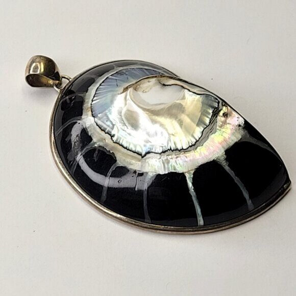 Nautilus Shell Pendant with 925 Sterling Silver- NEW! - Picture 7 of 14
